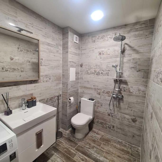 Fully Furnished Apartment-B7 Varna Bagian luar foto